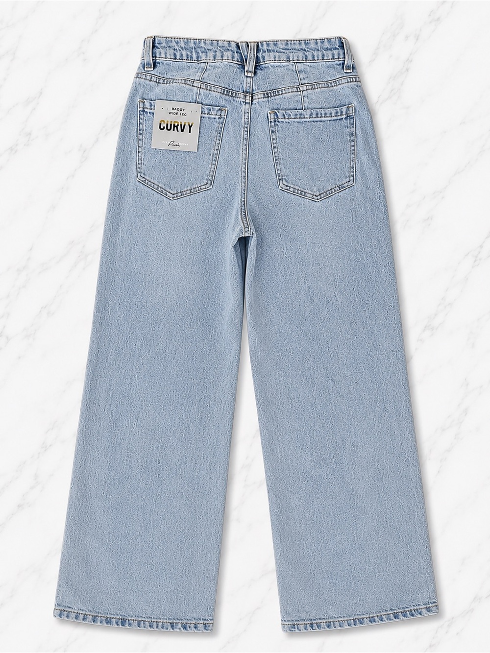 NWT Celebrity Pink Curvy Baggy Wide Leg Jeans Size 3/26 Light Wash - Picture 3 of 4